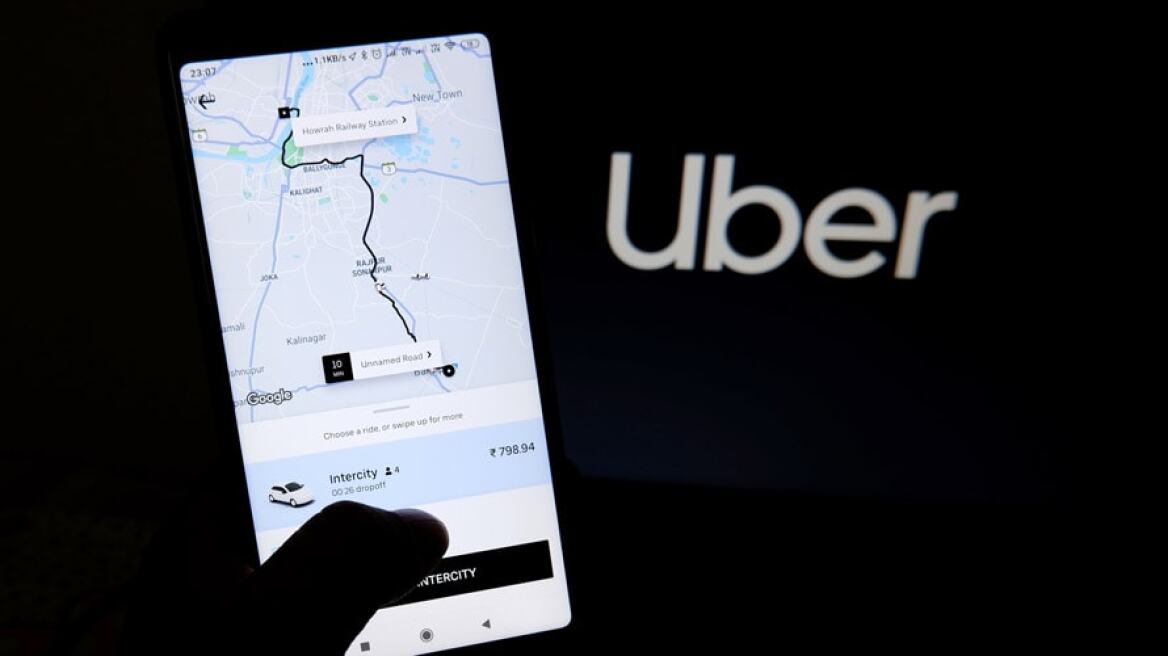 Uber: Έχασε την άδεια λειτουργίας της στο Λονδίνο