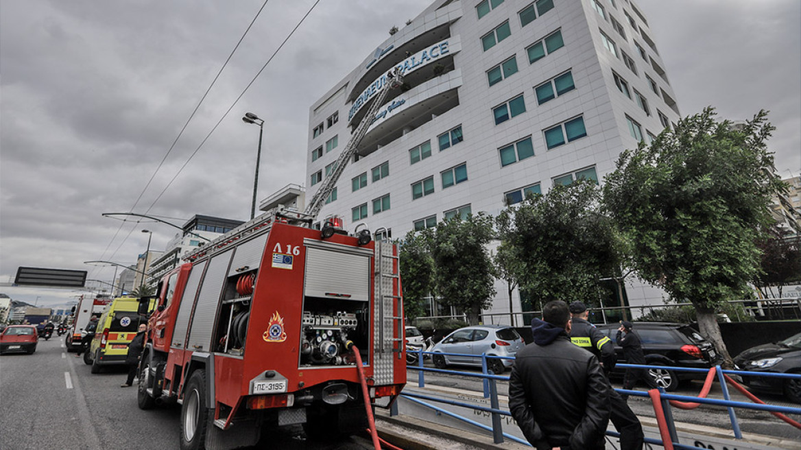 Φωτιά στο Athenaeum Palace: Το «μυστικό» κρύβεται στο δωμάτιο 203