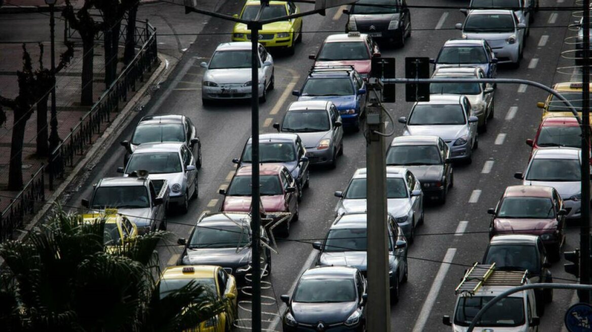 Πώς μπορείτε να θέσετε νόμιμα το αυτοκίνητό σας σε ακινησία