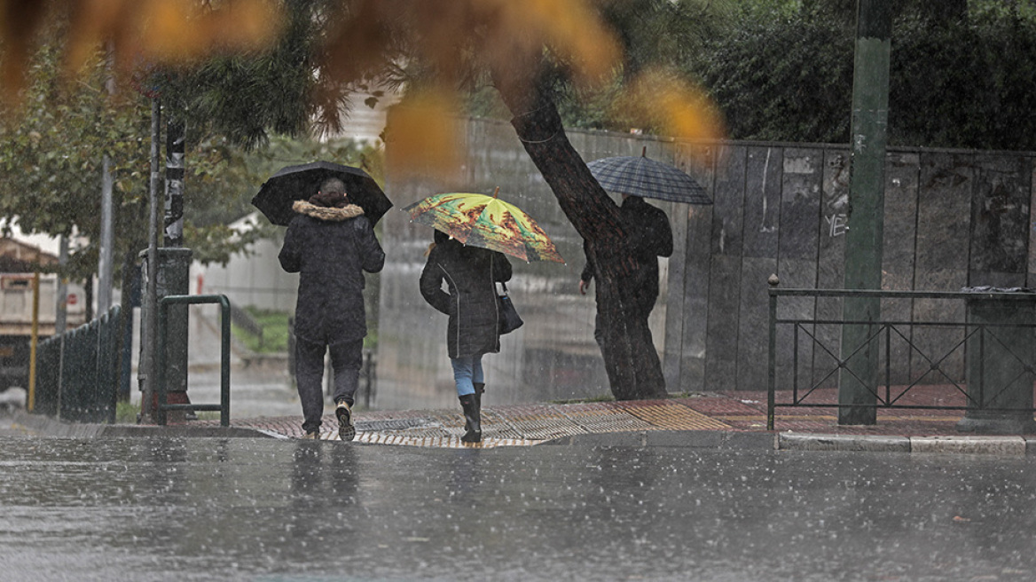 Καιρός: Ραγδαία επιδείνωση από σήμερα - Δείτε πού θα χτυπήσει η κακοκαιρία