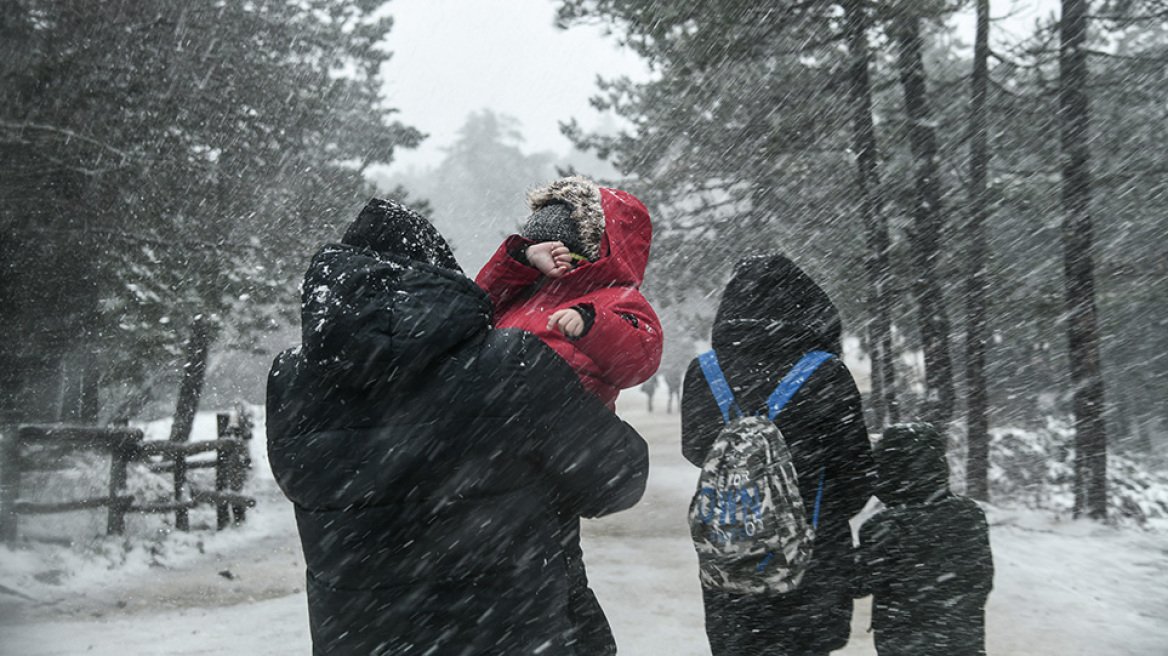 Κακοκαιρία: Πολικές θερμοκρασίες το πρωί της Κυριακής - Ως την Τρίτη θα μας επηρεάσει η «Ζηνοβία»