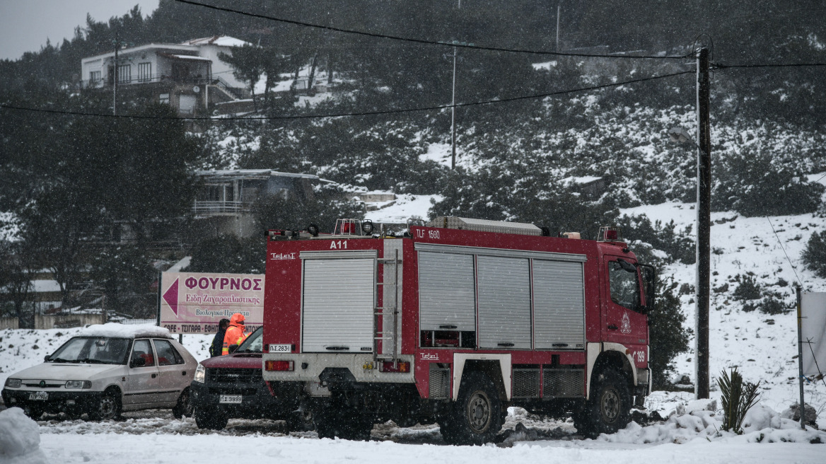 Στο έλεος της Ζηνοβίας η χώρα: Ποιοι δρόμοι έχουν κλείσει και ποιοι χρειάζονται αλυσίδες