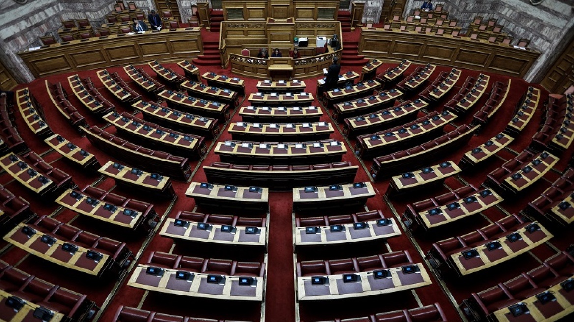 Στη Βουλή κατατέθηκε ο εκλογικός νόμος