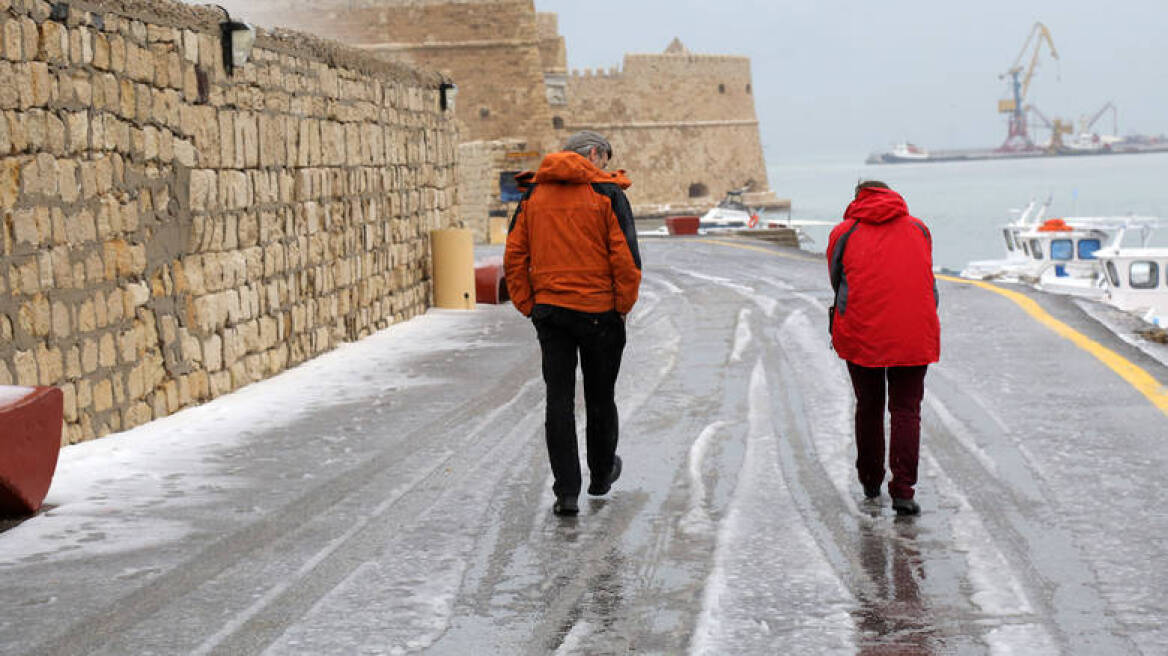 Καιρός: Κρήτη και Δωδεκάνησα θα επηρεαστούν από την αφρικανική καταιγίδα