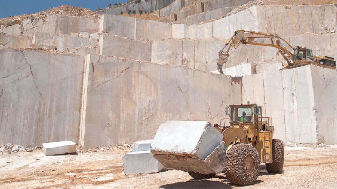 Εργατικό δυστύχημα στον Τύρναβο: Πατέρας πέντε παιδιών ο 52χρονος που σκοτώθηκε σε λατομείο