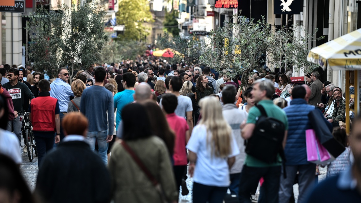 ΙΟΒΕ: Υποχώρηση της ανεργίας στο 15,5% στο τέλος του έτους 