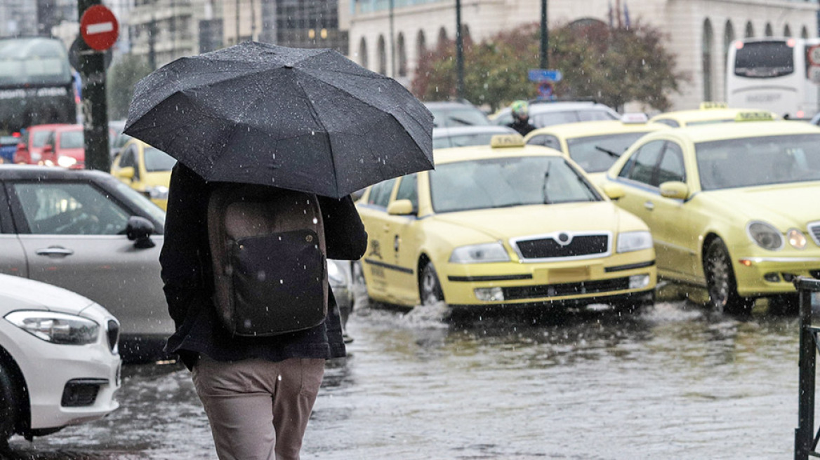 Καιρός: Δύσκολα τα επόμενα 24ωρα με χιόνια, καταιγίδες και χαμηλές θερμοκρασίες