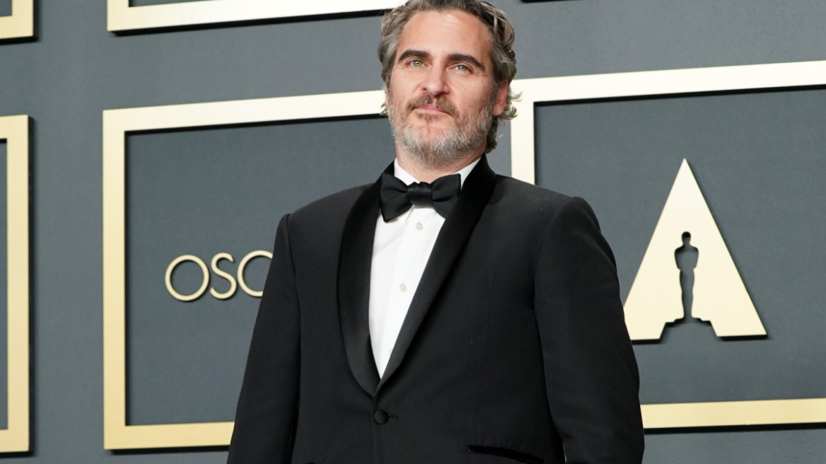 O Joaquin Phoenix αναλαμβάνει τον πρώτο γκέι ρόλο του σε μία πολύ τολμηρή ταινία