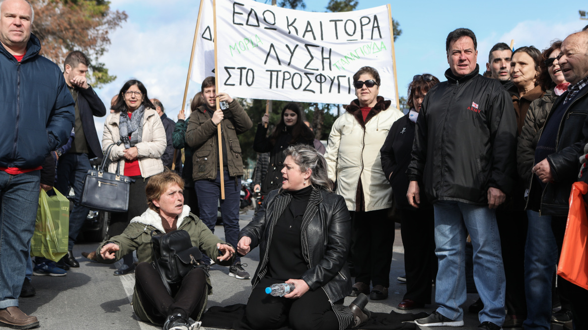 Μεταναστευτικό: Στο «κόκκινο» τα νησιά - Αντιδράσεις για το σχέδιο της κυβέρνησης