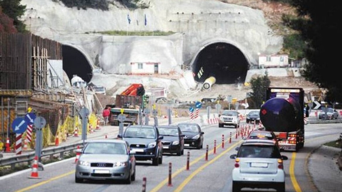 Λεηλατούσαν επί τρεις ημέρες δημόσια έργα στην εθνική οδό Πατρών - Αθηνών