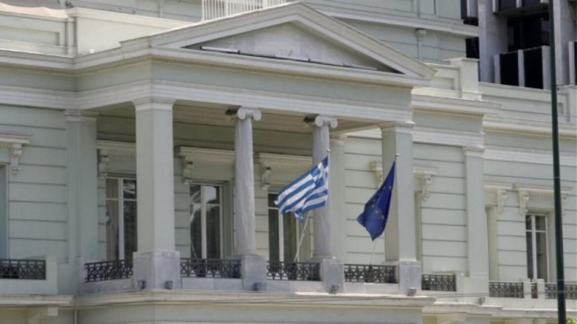 Απάντηση υπουργείου Εξωτερικών σε Τσαβούσογλου: «Καλό είναι στη διπλωματία να βασίζεσαι σε πραγματικά γεγονότα»