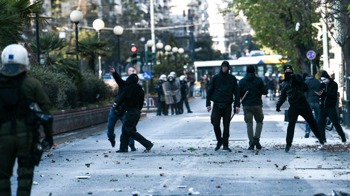 ΑΣΟΕΕ: Καμία ανοχή στην ανομία το μήνυμα της ΕΛΑΣ μετά τους 70 αντιεξουσιαστές της Τετάρτης