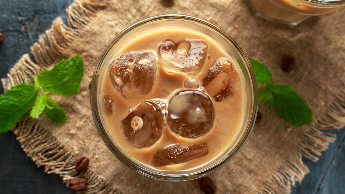 High Protein Iced Coffee: Απολαυστικό ρόφημα πρωτεΐνης με γεύση latte macchiato