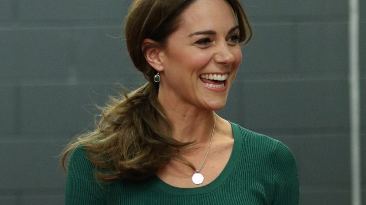 H Kate Middleton μόλις φόρεσε ένα ζευγάρι sneakers από τα Marks & Spencer