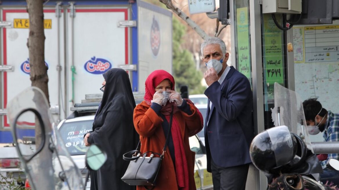 Κορωνοϊός στο Ιράν: 129 νέοι θάνατοι - Στους 853 ο συνολικός αριθμός των νεκρών