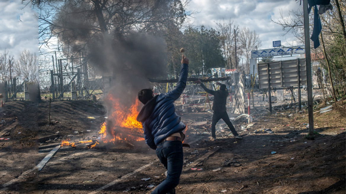 Έβρος: Πάνω από 13.000 μετανάστες στα ελληνοτουρκικά σύνορα - Δεύτερη νύχτα χάους