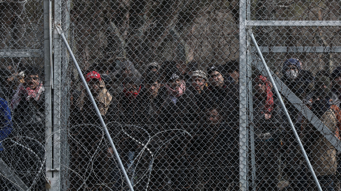 Κατρούγκαλος στο ΘΕΜΑ 104,6: Αυτονόητη η φύλαξη των συνόρων - Παράνομη η αναστολή ασύλου