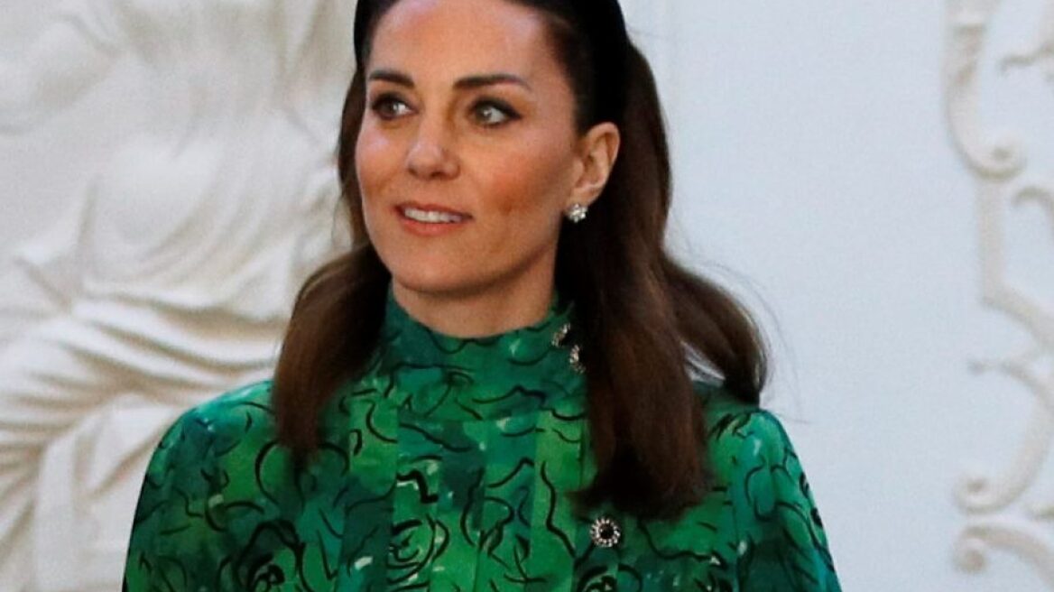 H Kate Middleton ξεκινάει τη βασιλική περιοδεία στην Ιρλανδία με το πιο εκπληκτικό φόρεμα