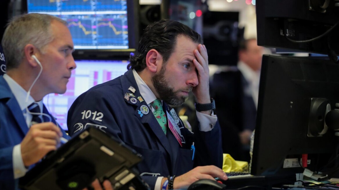 Wall Street: «Σφαγή» με βουτιά 1.800 μονάδων για τον Dow Jones