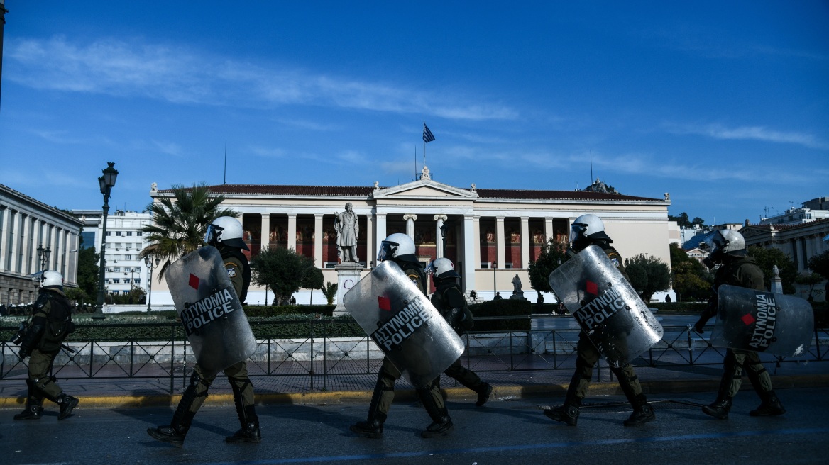 Πορεία αναρχικών στο κέντρο της Αθήνας