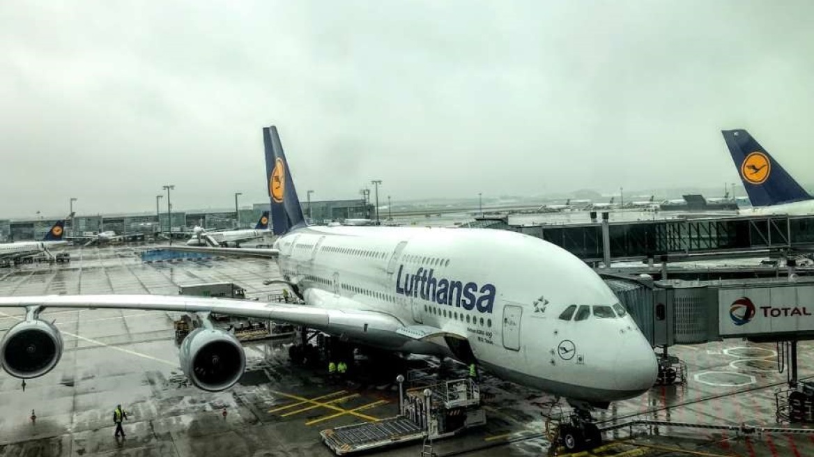 Κορωνοϊός: Η Lufthansa ακυρώνει 23.000 πτήσεις - Η Aeroflot κόβει αεροπορικές συνδέσεις 