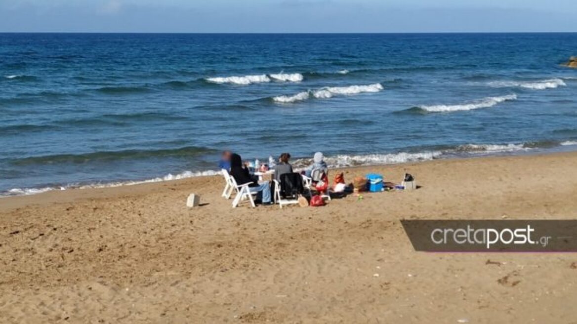 Κορωνοϊός: Η καραντίνα πήγε… παραλία στην Κρήτη