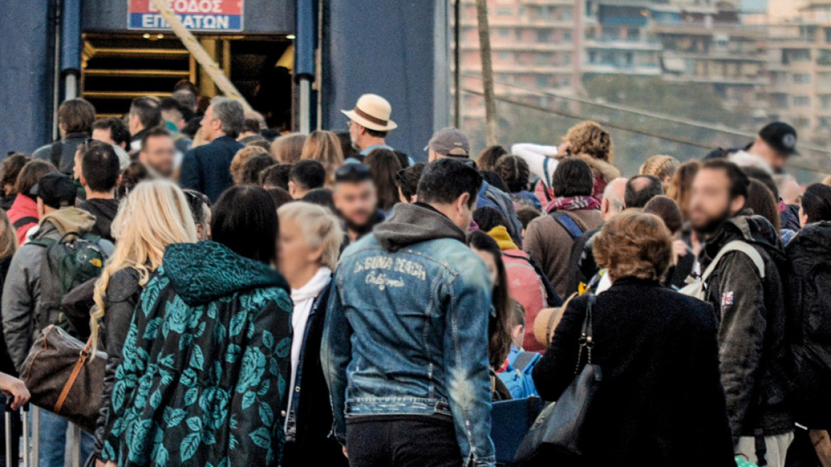 Κορωνοϊός: Μόνο οι κάτοικοι των νησιών θα ταξιδεύουν με τα πλοία