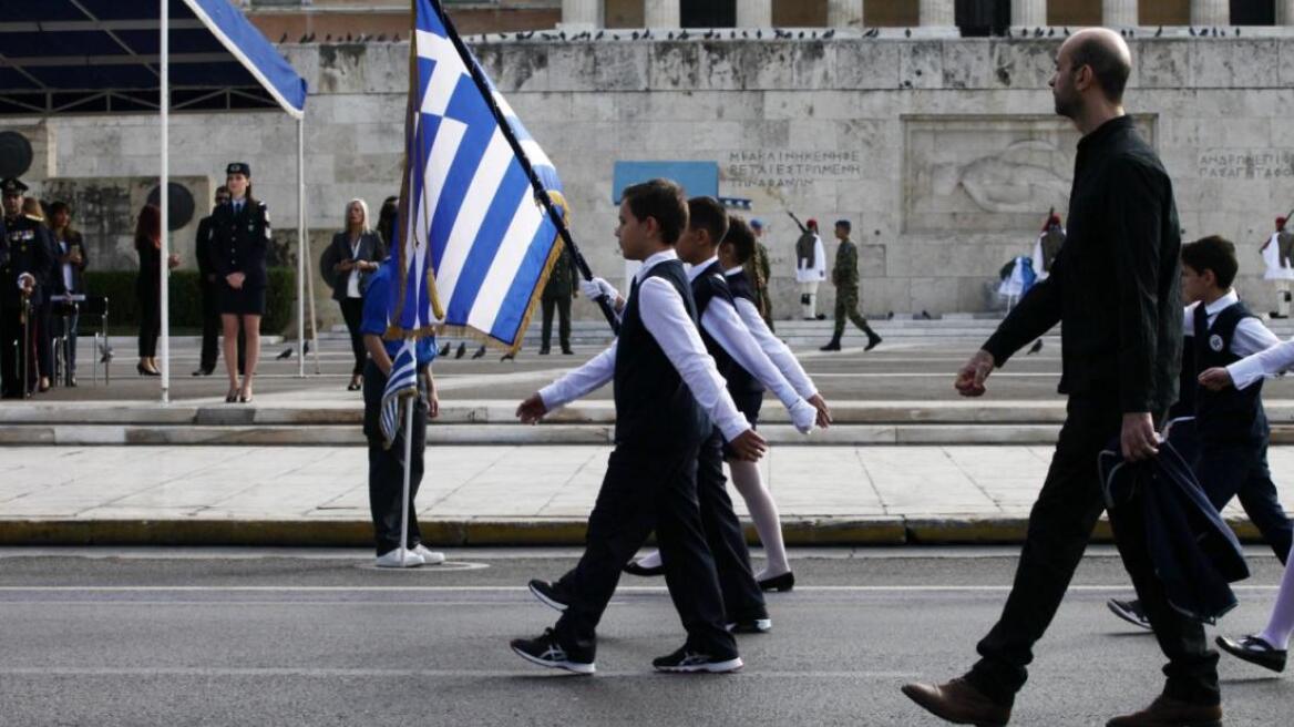 Κορωνοϊός - Θεοδωρικάκος: Χωρίς παρελάσεις ο εορτασμός της 25ης Μαρτίου, αλλά με σημαίες παντού