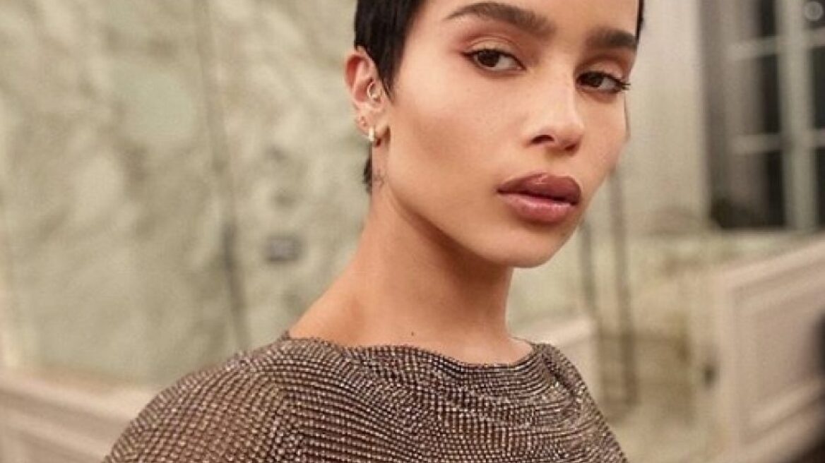 Η Zoë Kravitz βρήκε τον τρόπο για να περάσεις την καραντίνα σαν βασίλισσα