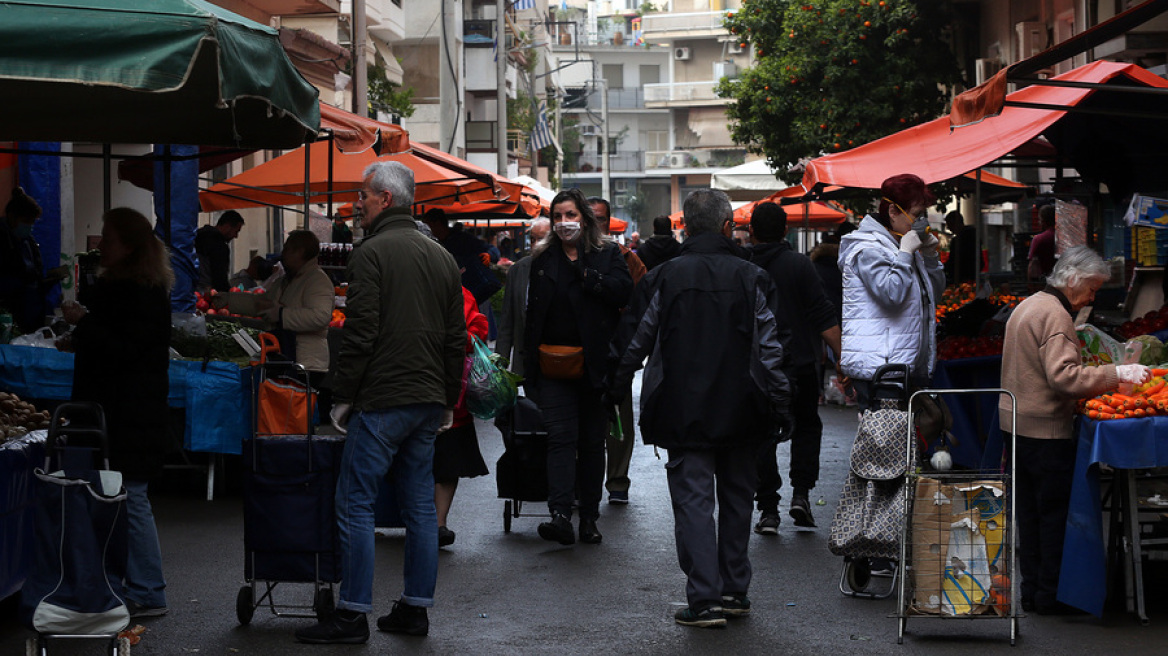 Χιόνια στη Αθήνα - Κακοκαιρία «Ελπίς»: Δεν θα λειτουργήσουν αύριο οι λαϊκές αγορές στην Αττική