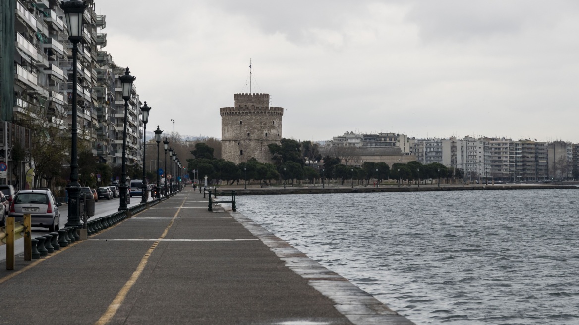 Κορωνοϊός - Απαγόρευση κυκλοφορίας: Εντατικοί έλεγχοι και πρόστιμα στη Θεσσαλονίκη