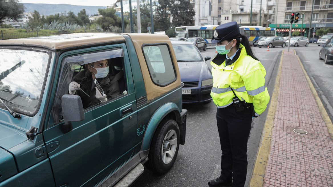 Κορωνοϊός: Παράταση των περιοριστικών μέτρων «έδειξε» ο Τσιόδρας