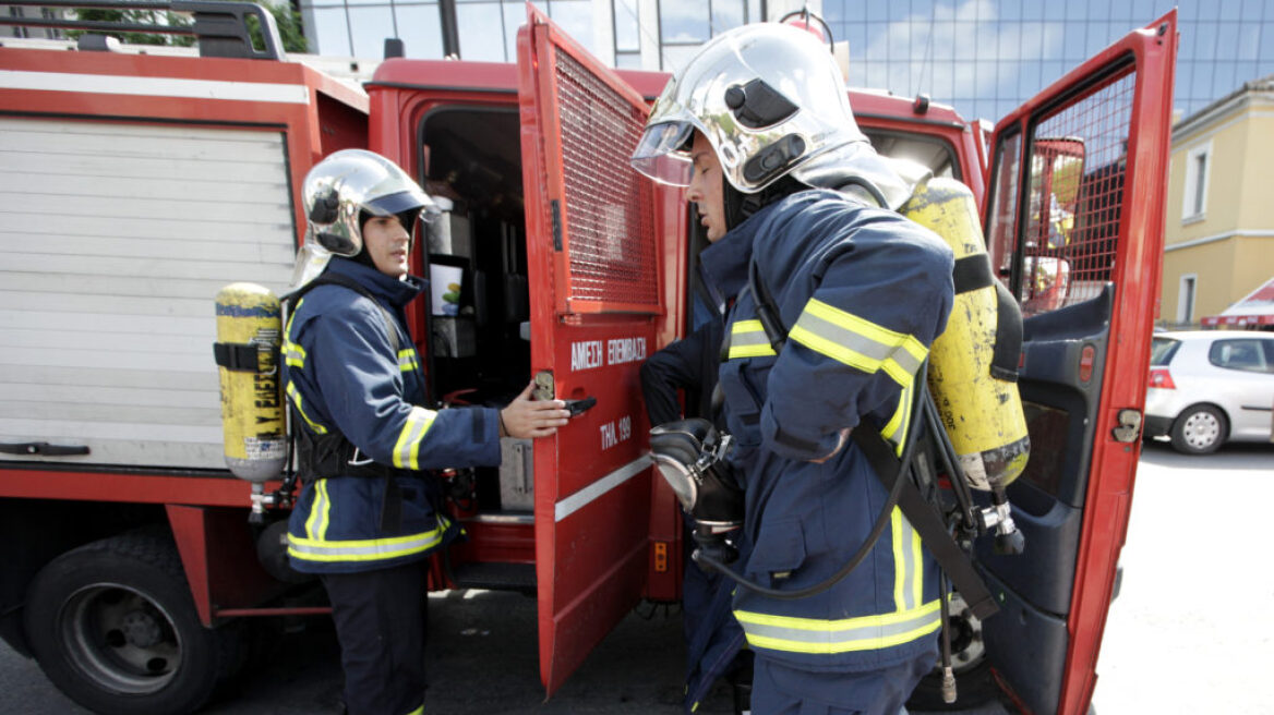 Προσλήψεις - Πυροσβεστική: Εποχική εργασία για 1.300 άτομα - Αιτήσεις τώρα