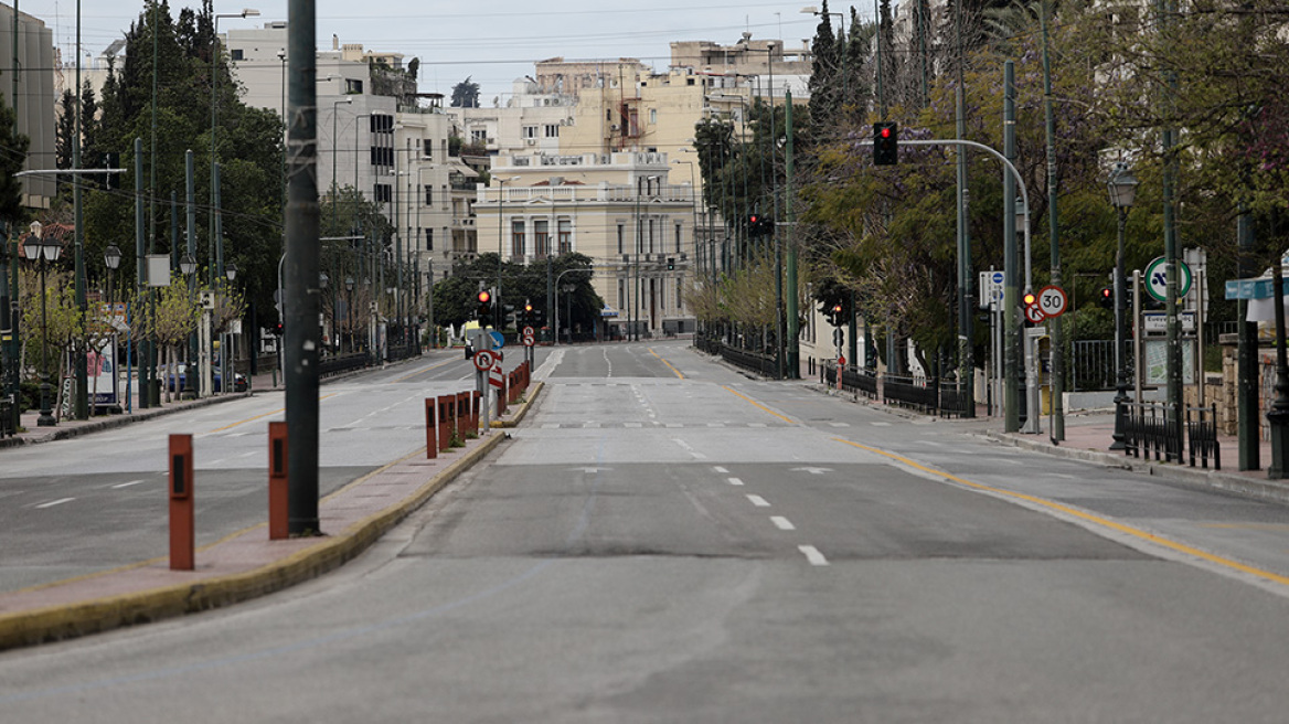 Απαγόρευση κυκλοφορίας: Έρχονται περιορισμοί σε χρόνο μετακινήσεων και αριθμό SMS