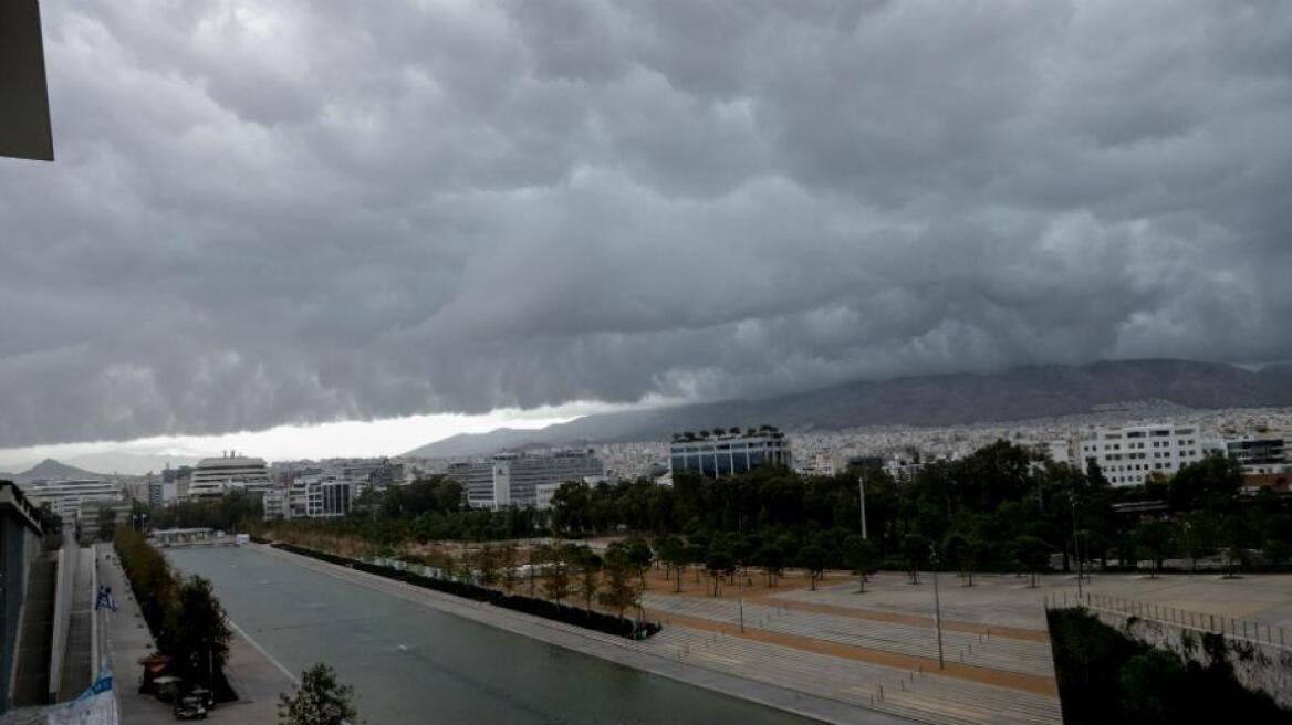 Καιρός: Επιμένει το χειμωνιάτικο σκηνικό - Νέα επιδείνωση από το Σάββατο