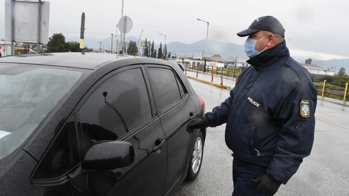 Απαγόρευση κυκλοφορίας: Ξεπέρασαν τα 25.000 τα πρόστιμα για άσκοπες μετακινήσεις