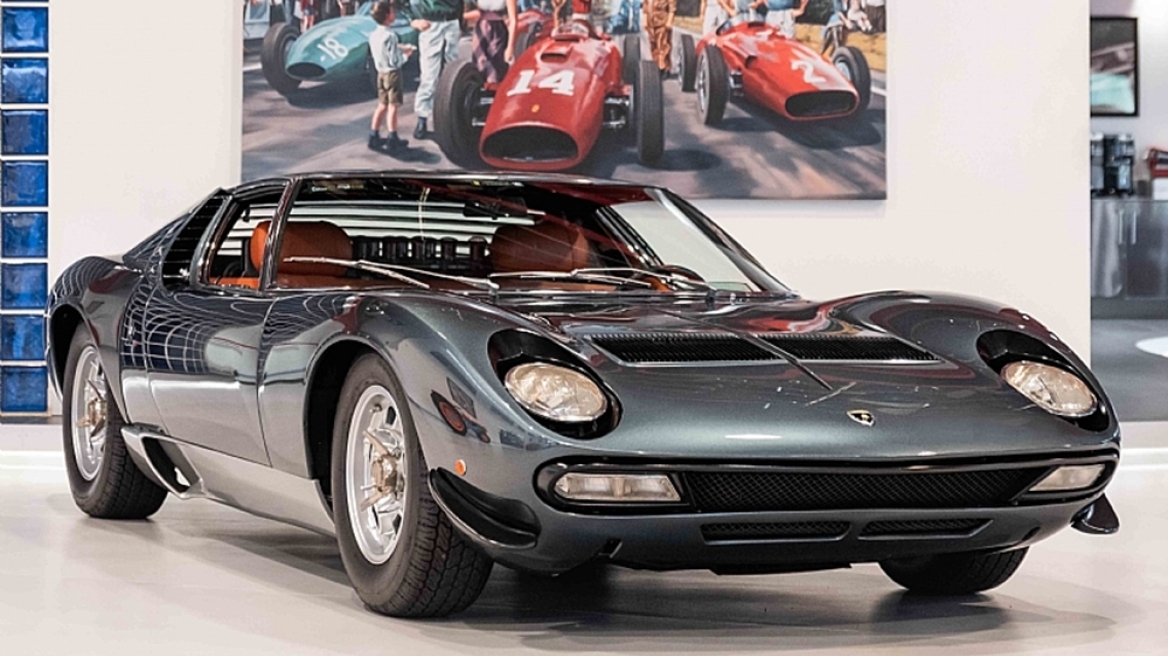 Πωλείται σπάνια γαλαζοαίματη Lamborghini Miura SV 