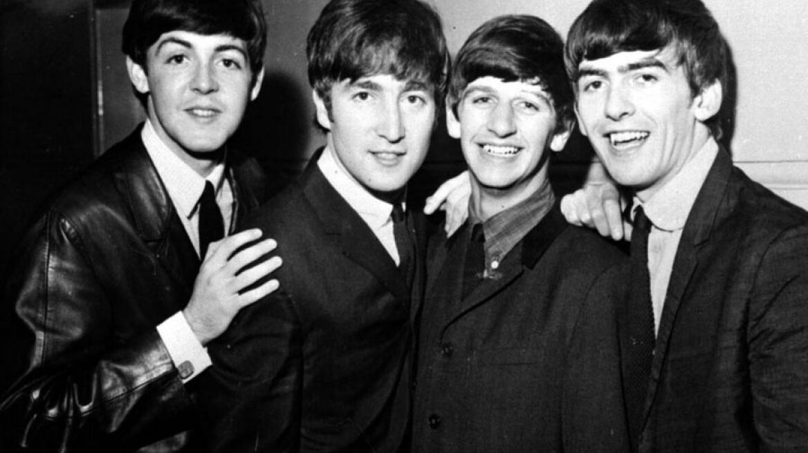 Beatles: Οι χειρόγραφοι στίχοι του «Hey Jude» πωλήθηκαν έναντι $910.000 σε δημοπρασία!