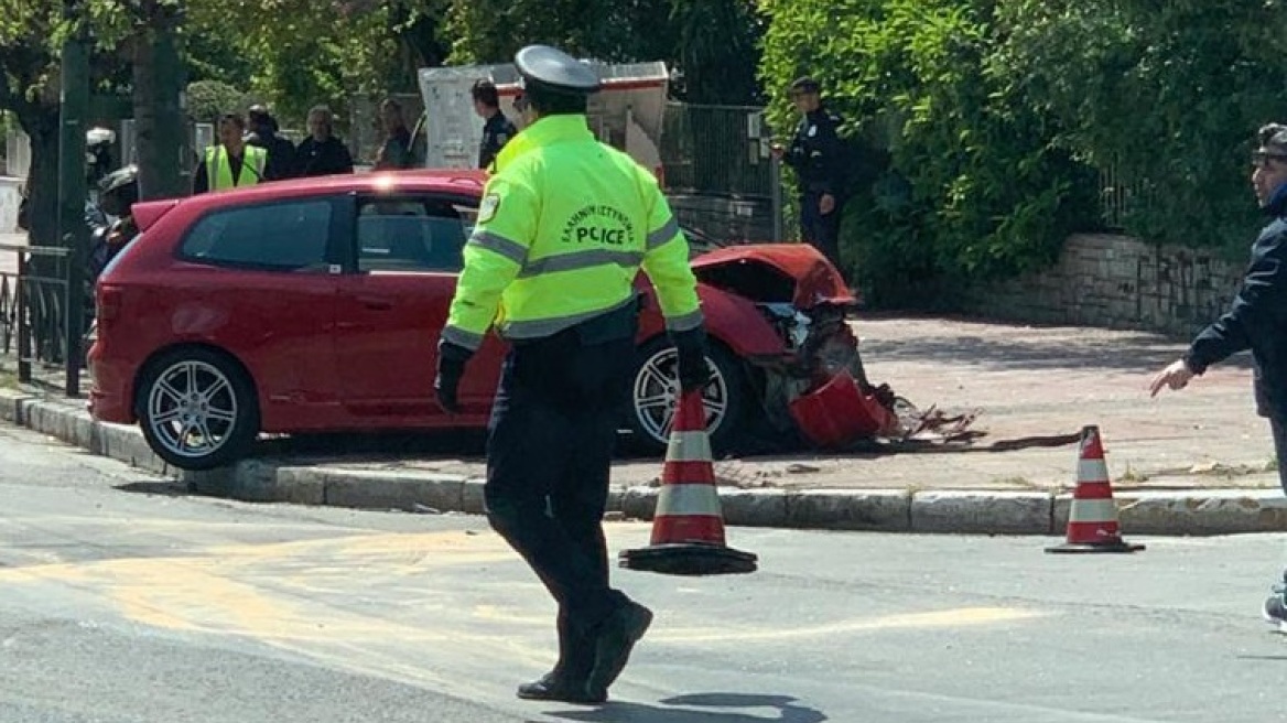 Απαγόρευση κυκλοφορίας: Σοβαρό τροχαίο στην περιοχή του Χίλτον