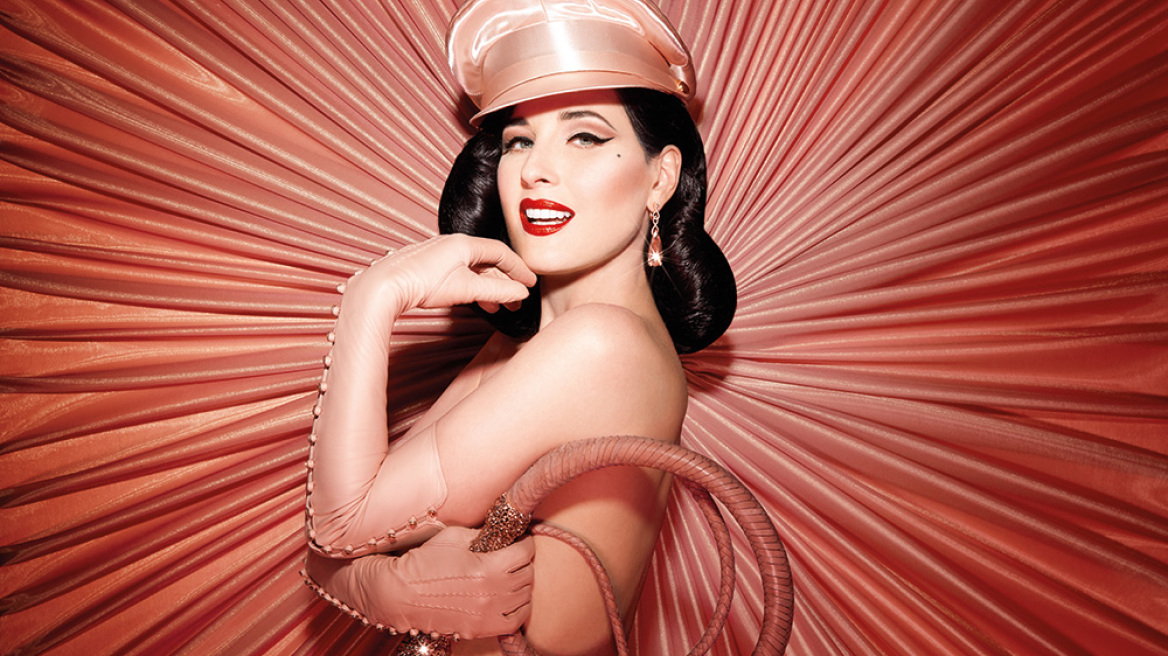 Dita Von Teese: Η βασίλισσα του burlesque «Είναι καλύτερα να μεγαλώνεις απ’το να πεθαίνεις νέος» 