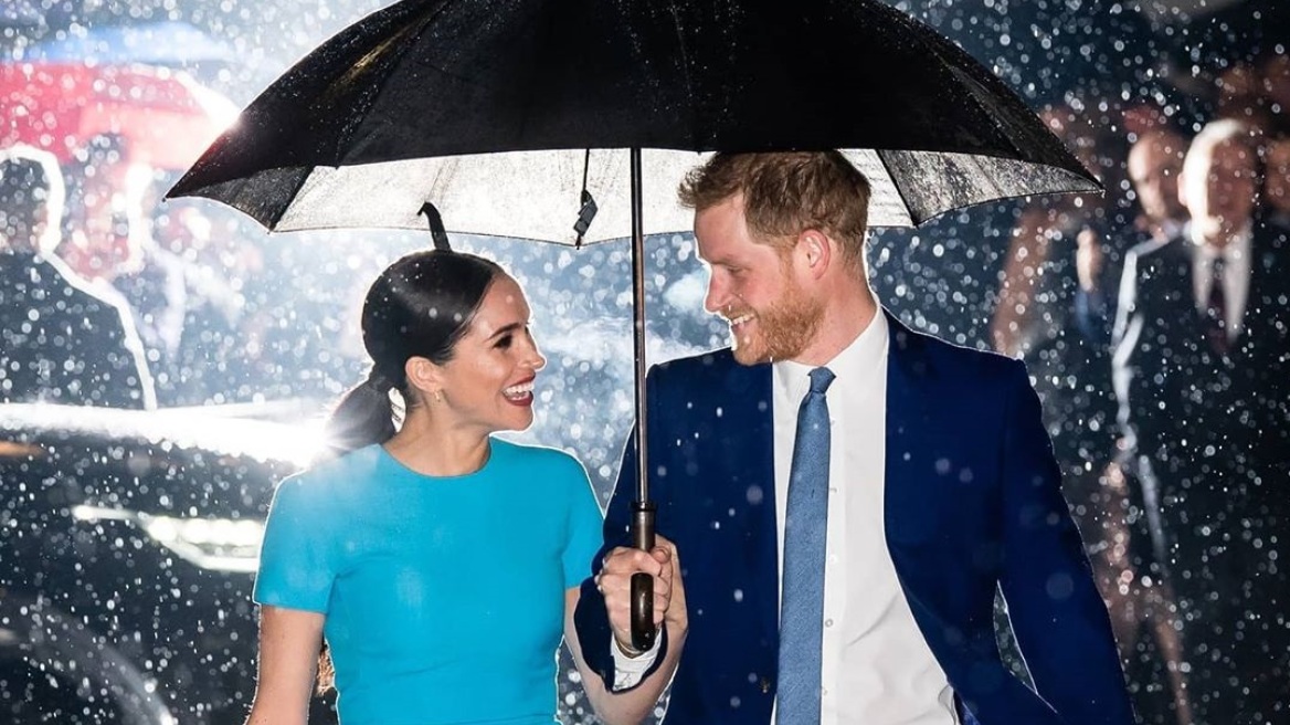 Να πώς ευχήθηκαν Πρίγκιπας Harry και Meghan Markle στη Βασίλισσα Ελισάβετ για τα γενέθλιά της