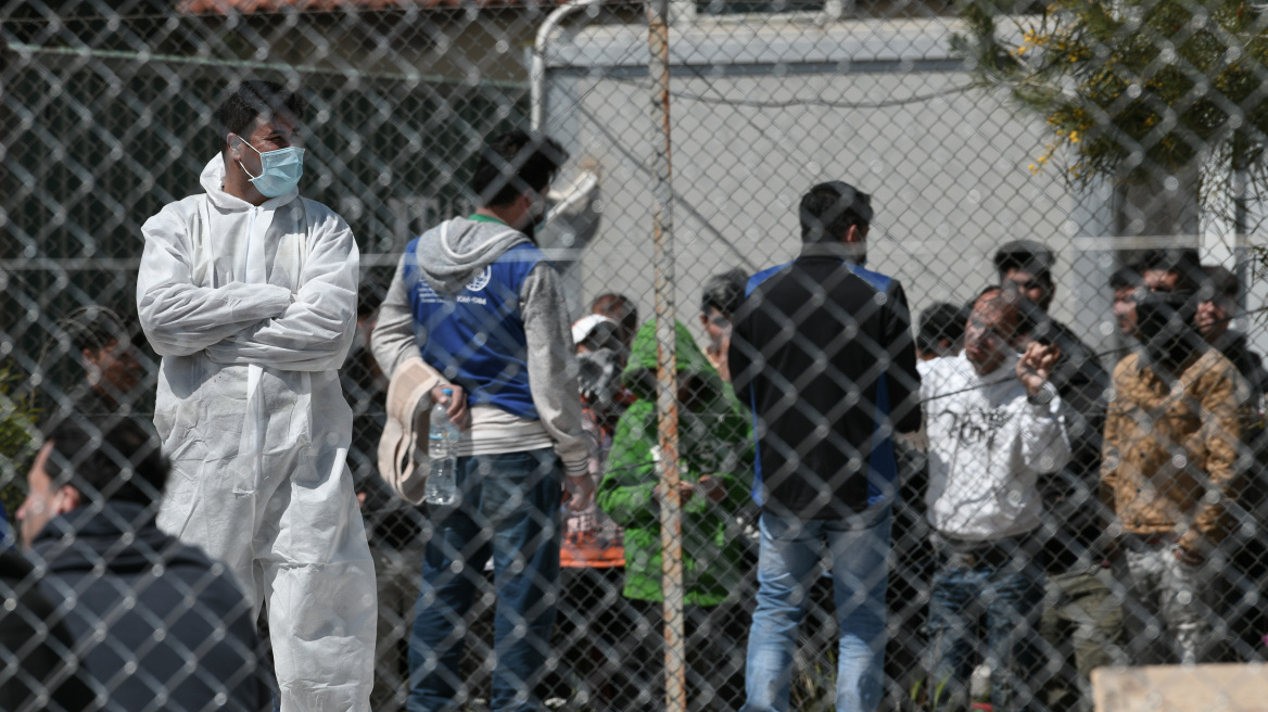 Τέσσερις μετανάστες έσπασαν την καραντίνα στη δομή της Μαλακάσας