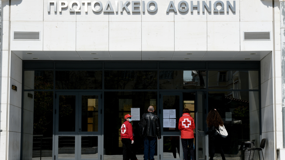 Επίσκεψη Τσιάρα σε Πρωτοδικείο: Σήμερα έγινε το πρώτο βήμα στη Δικαιοσύνη, τα μέτρα τηρήθηκαν