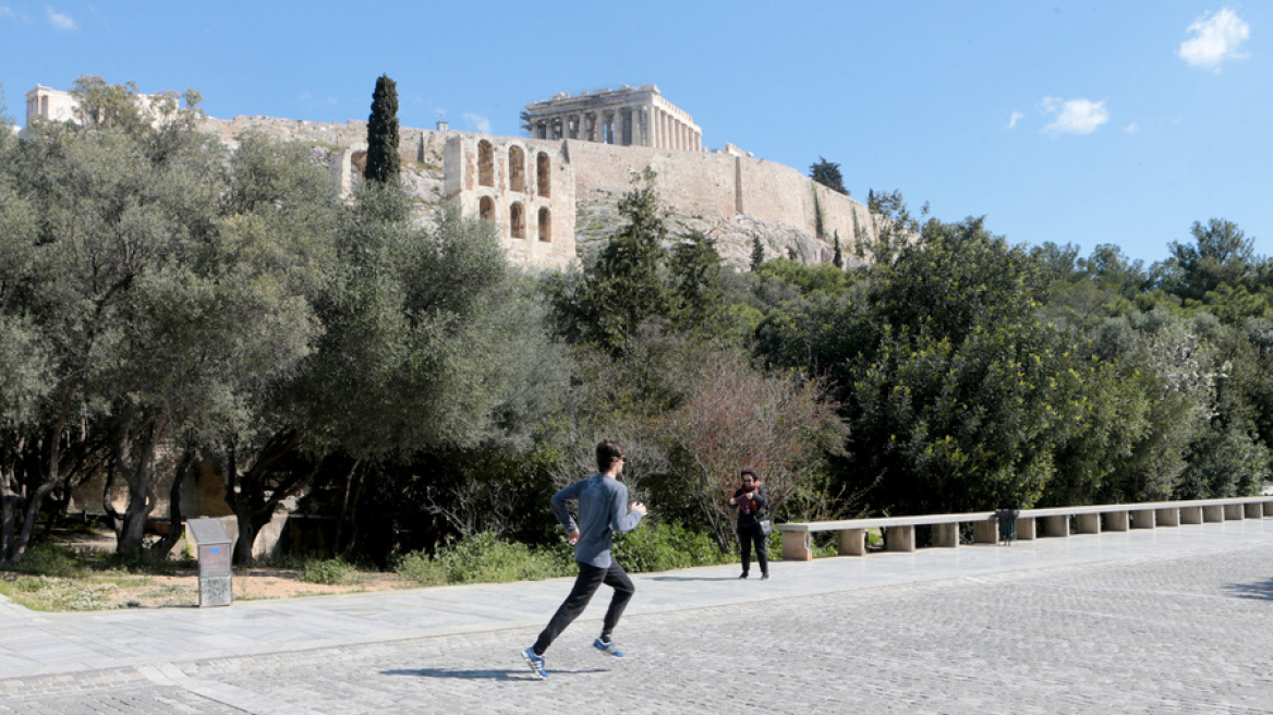 Κορωνοϊός: «Ευχάριστη έκπληξη» η Ελλάδα στην πανδημία, γράφουν οι New York Times