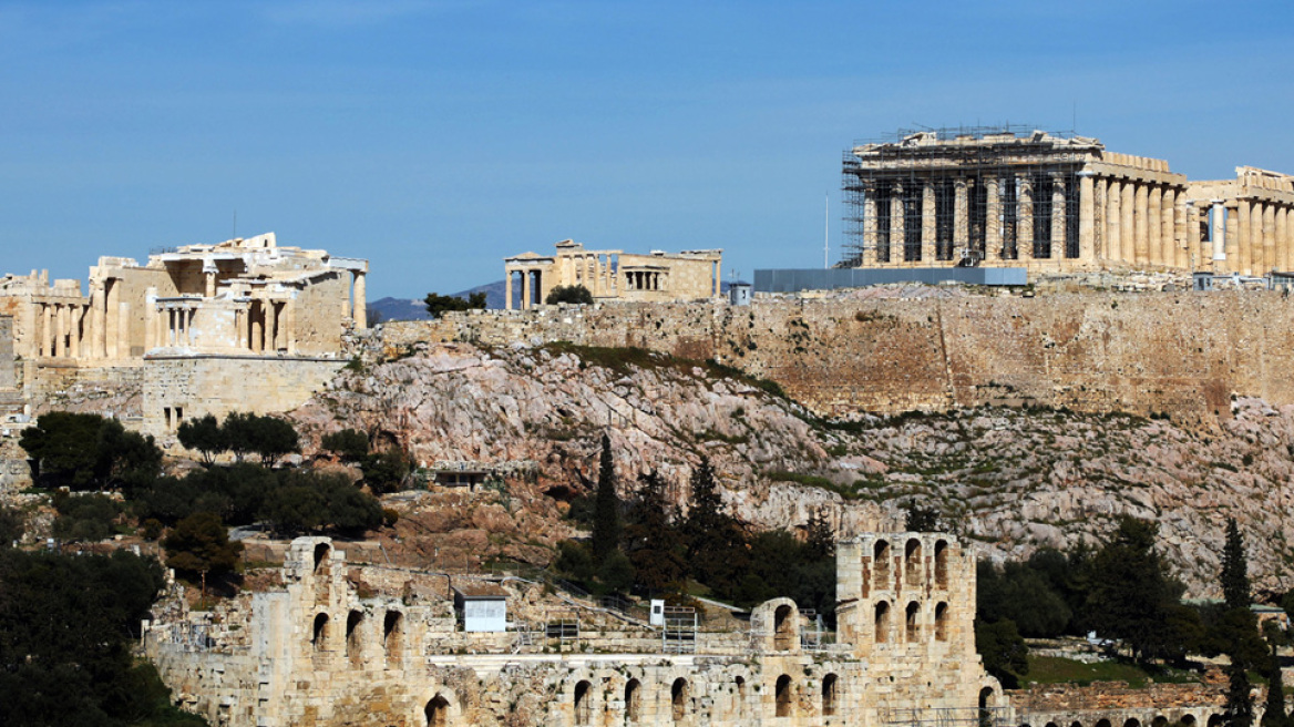 Κορωνοϊός - Οι NYT επαινούν την Ελλάδα: «Ατσαλωμένοι» πολίτες επέδειξαν θέληση