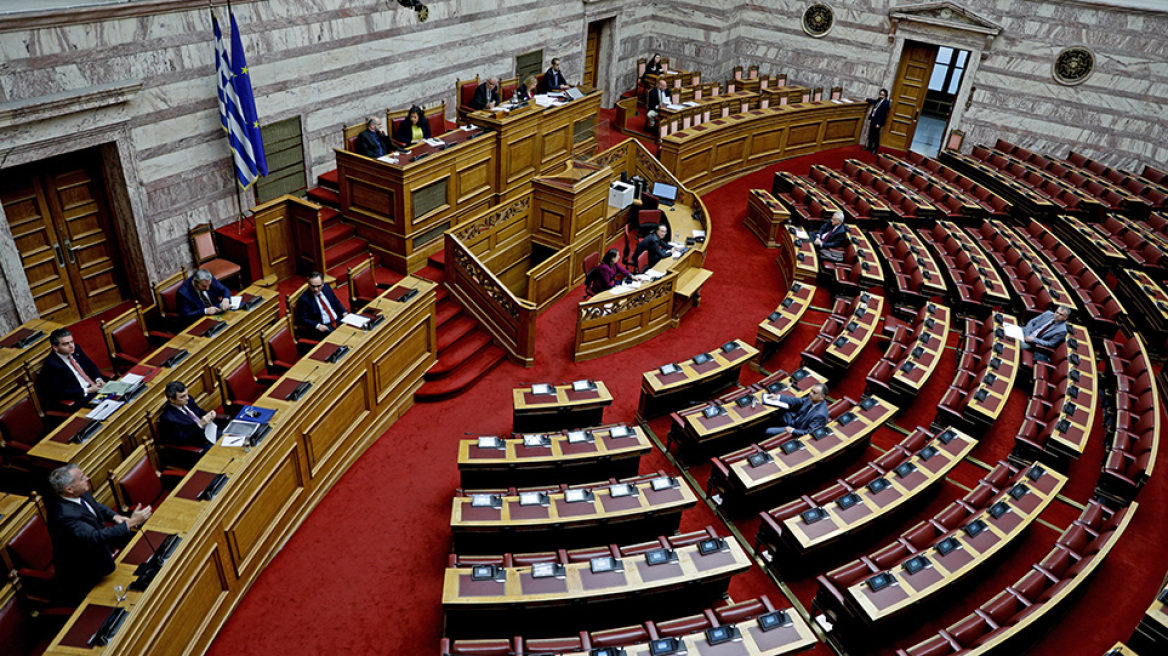 Πόθεν έσχες: Οι πρωταθλητές των επενδύσεων και οι πρωταθλητές στα χρέη