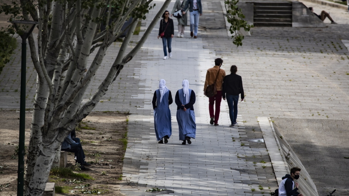 Κορωνοϊός - Γαλλία: Ρεκόρ καθημερινών κρουσμάτων μετά την άρση του lockdown