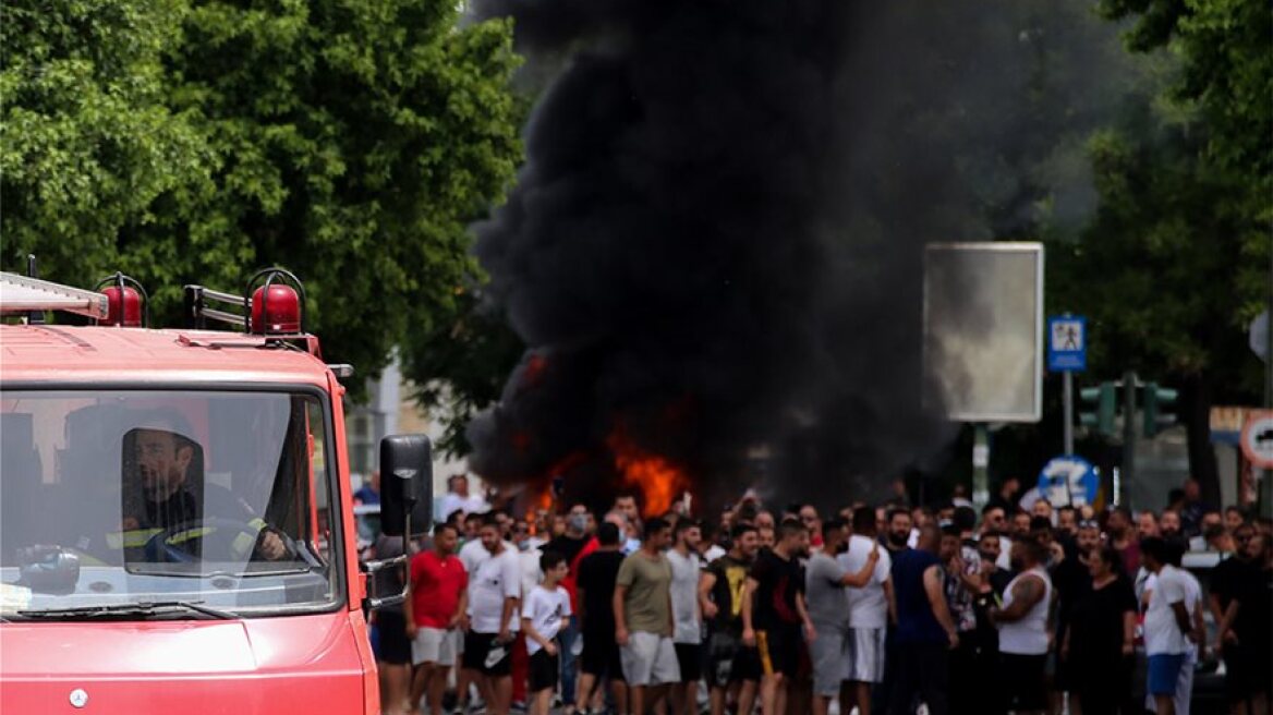 Λάρισα: Βίντεο-ντοκουμέντο από τα επεισόδια των Ρομά 