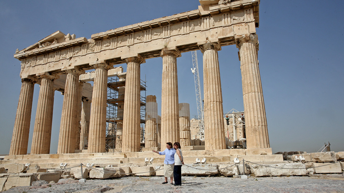 Ακρόπολη: Άνοιξε μετά από δύο μήνες - Θέμα στα ΜΜΕ όλου του πλανήτη 