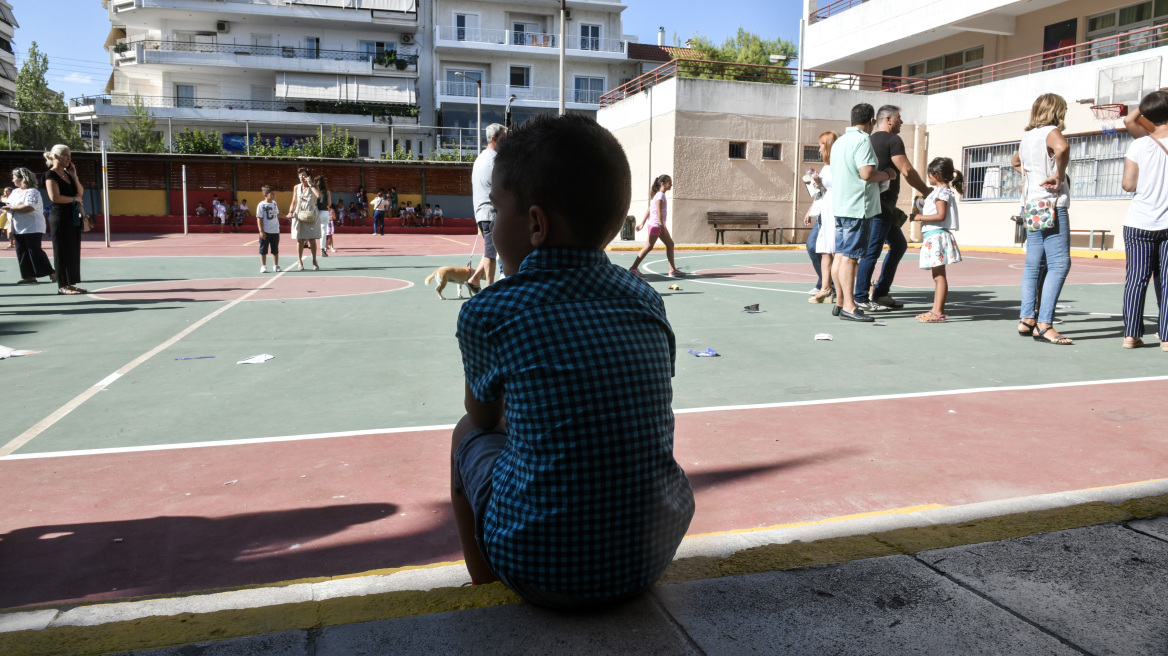 Παιδιά-κορωνοϊός: Πώς λειτουργεί το ένζυμο που «κλείνει την πόρτα» στον ιό για τα παιδιά μικρής ηλικίας